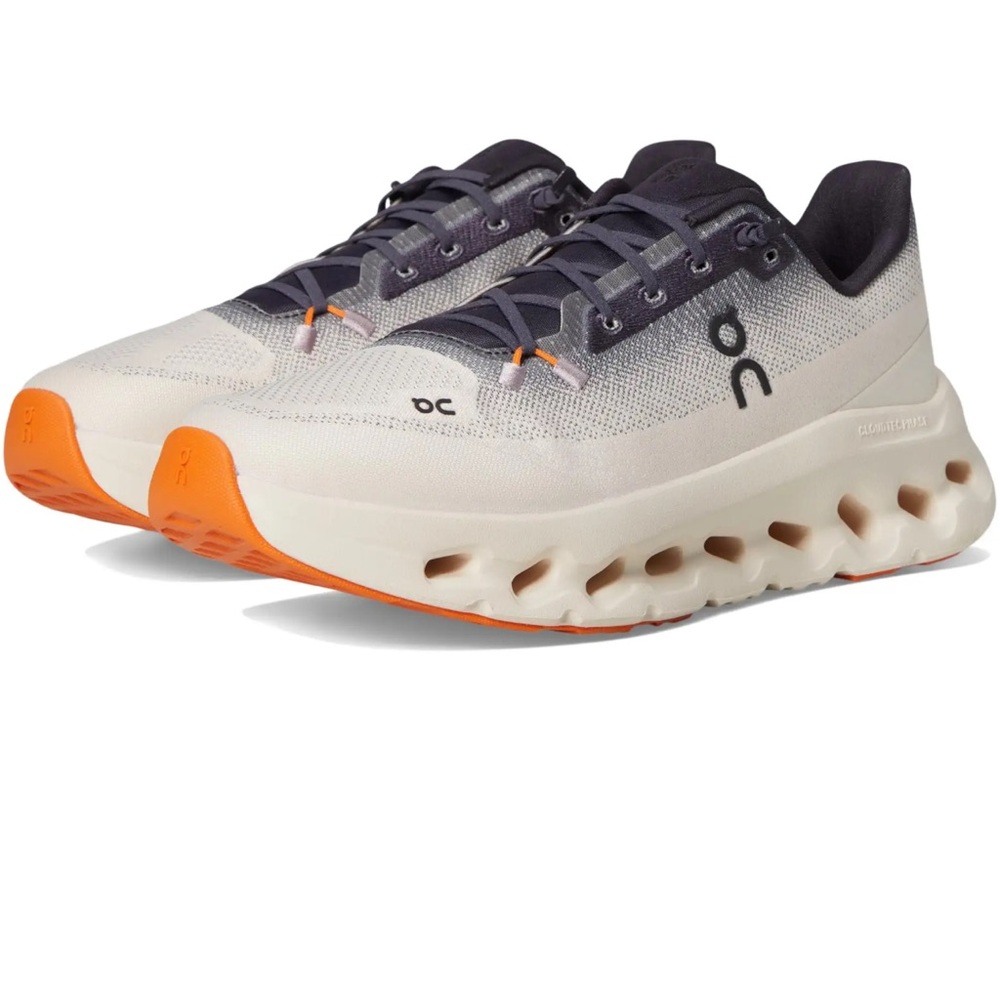On cloudtilt Running women’s  sneakers